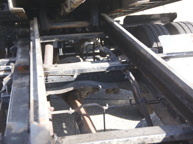 いすゞエルフセーフティローダー小型（2t・3t）[写真09]