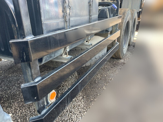 いすゞギガダンプ大型（10t）[写真13]