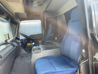 いすゞギガダンプ大型（10t）[写真32]