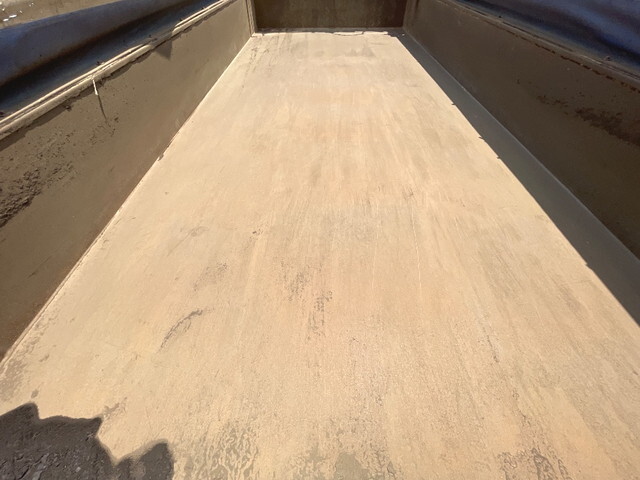 いすゞギガダンプ大型（10t）[写真07]