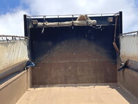 いすゞギガダンプ大型（10t）[写真09]