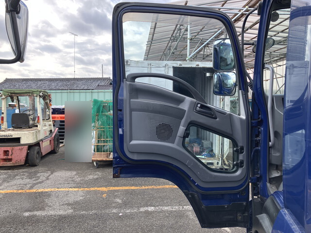 いすゞフォワードアルミブロック増トン（6t・8t）[写真25]