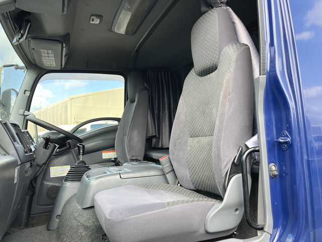 いすゞフォワードアルミブロック増トン（6t・8t）[写真27]