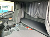 いすゞフォワードアルミブロック増トン（6t・8t）[写真29]