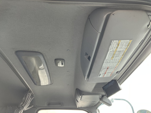 いすゞフォワードアルミブロック増トン（6t・8t）[写真31]