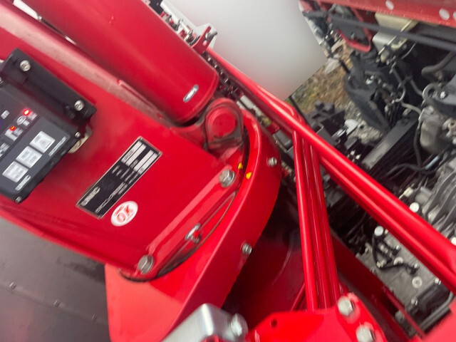 三菱ふそうキャンタークレーン6段小型（2t・3t）[写真13]