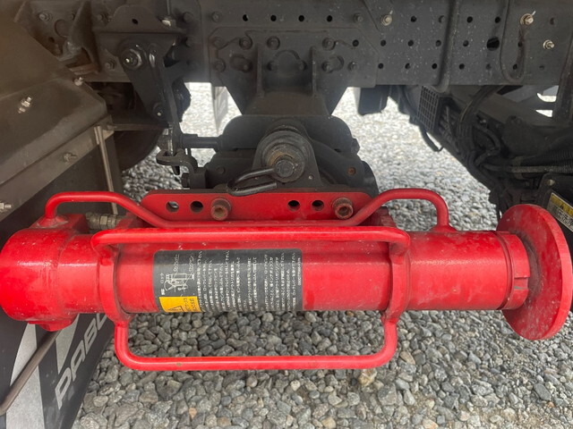 三菱ふそうキャンタークレーン6段小型（2t・3t）[写真18]