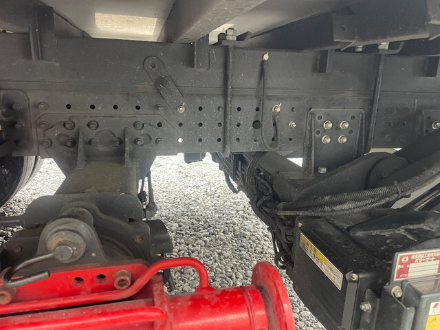 三菱ふそうキャンタークレーン6段小型（2t・3t）[写真22]