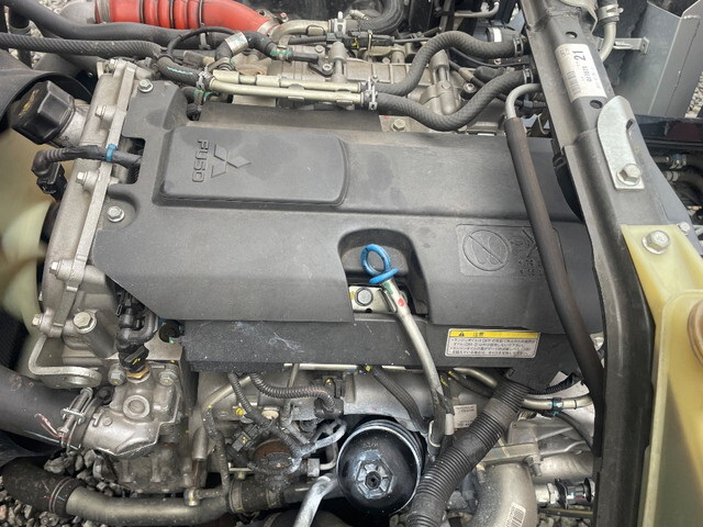 三菱ふそうキャンタークレーン6段小型（2t・3t）[写真29]