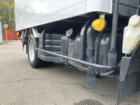 いすゞエルフ冷凍車（冷蔵車）小型（2t・3t）[写真16]