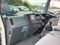 いすゞエルフ冷凍車（冷蔵車）小型（2t・3t）[写真30]