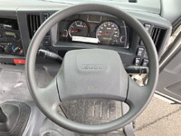 いすゞエルフ冷凍車（冷蔵車）小型（2t・3t）[写真36]