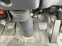 いすゞエルフ冷凍車（冷蔵車）小型（2t・3t）[写真40]