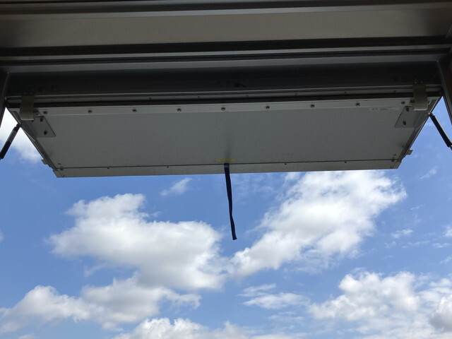 トヨタトヨエースアルミバン小型（2t・3t）[写真11]