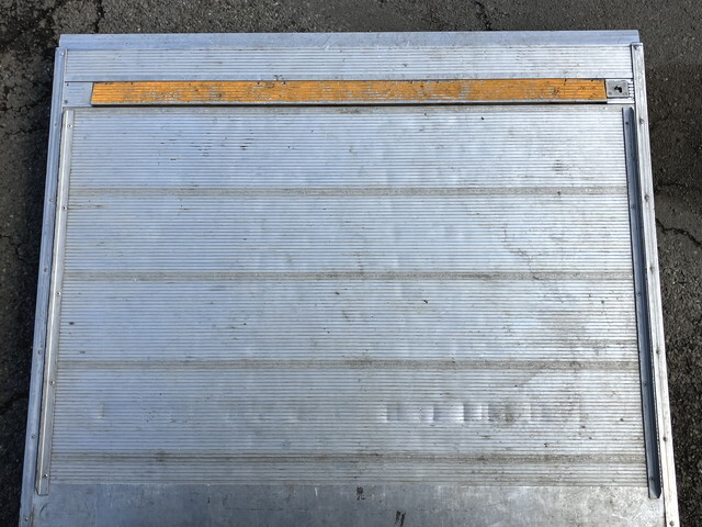 トヨタトヨエースアルミバン小型（2t・3t）[写真13]