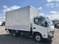 トヨタトヨエースアルミバン小型（2t・3t）[写真04]