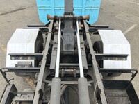 いすゞフォワードコンテナ専用車中型（4t）[写真19]