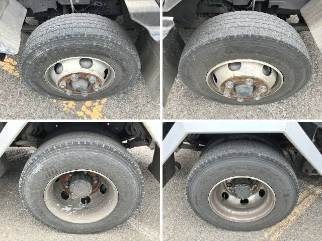 いすゞフォワードコンテナ専用車中型（4t）[写真19]