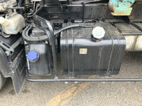 いすゞフォワードコンテナ専用車中型（4t）[写真22]