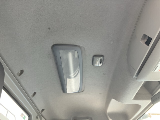 いすゞフォワードコンテナ専用車中型（4t）[写真35]