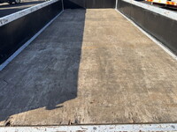 いすゞエルフ平ボディ小型（2t・3t）[写真11]