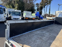 いすゞエルフ平ボディ小型（2t・3t）[写真13]