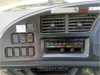 いすゞフォワードクレーン3段中型（4t）[写真14]