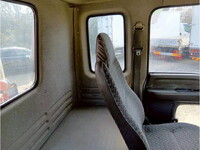 いすゞフォワードクレーン3段中型（4t）[写真18]