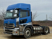 UDトラックスクオントレーラーヘッド（トラクターヘッド）大型（10t）[写真04]