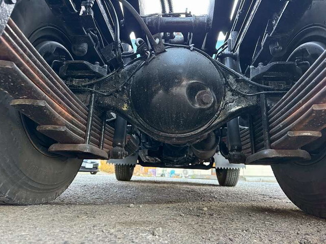 いすゞエルフコンテナ専用車小型（2t・3t）[写真11]