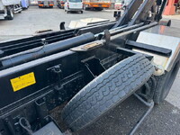 いすゞエルフコンテナ専用車小型（2t・3t）[写真19]