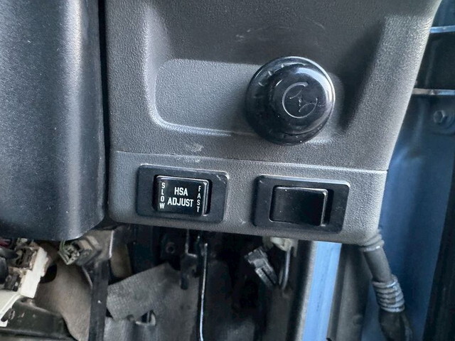 いすゞエルフコンテナ専用車小型（2t・3t）[写真24]