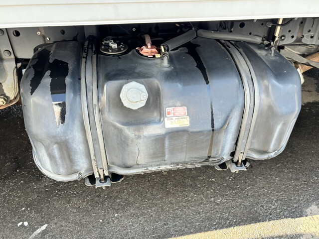 いすゞエルフ冷凍車（冷蔵車）小型（2t・3t）[写真17]