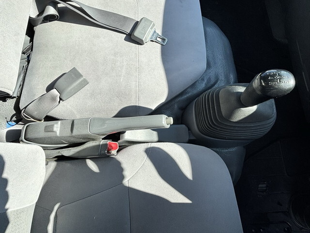 いすゞエルフ冷凍車（冷蔵車）小型（2t・3t）[写真37]