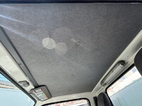 いすゞエルフ冷凍車（冷蔵車）小型（2t・3t）[写真41]