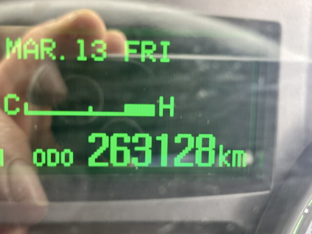 三菱ふそうキャンター冷凍車（冷蔵車）小型（2t・3t）[写真34]