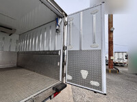 三菱ふそうキャンター冷凍車（冷蔵車）小型（2t・3t）[写真09]