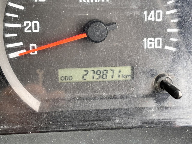 いすゞエルフパッカー車（塵芥車）小型（2t・3t）[写真31]