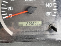 いすゞエルフパッカー車（塵芥車）小型（2t・3t）[写真32]