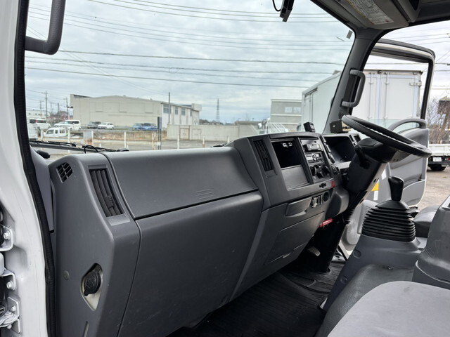 いすゞエルフパッカー車（塵芥車）小型（2t・3t）[写真36]