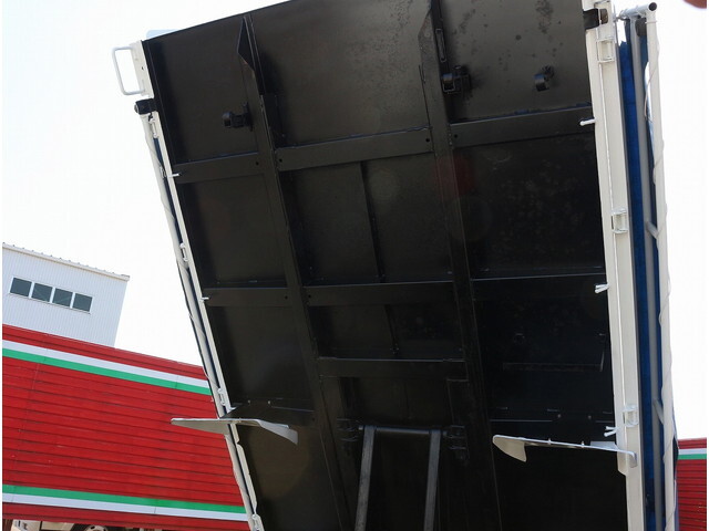 いすゞエルフダンプ小型（2t・3t）[写真14]