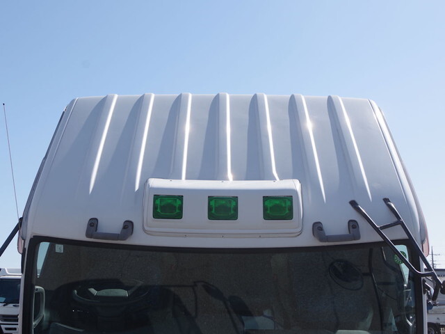 UDトラックスコンドルバキュームカー増トン（6t・8t）[写真18]