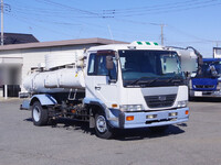 UDトラックスコンドルバキュームカー増トン（6t・8t）[写真01]