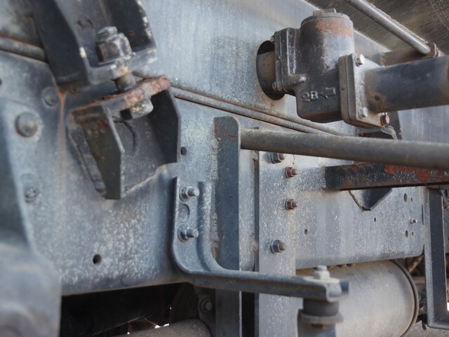 UDトラックスコンドルバキュームカー増トン（6t・8t）[写真07]