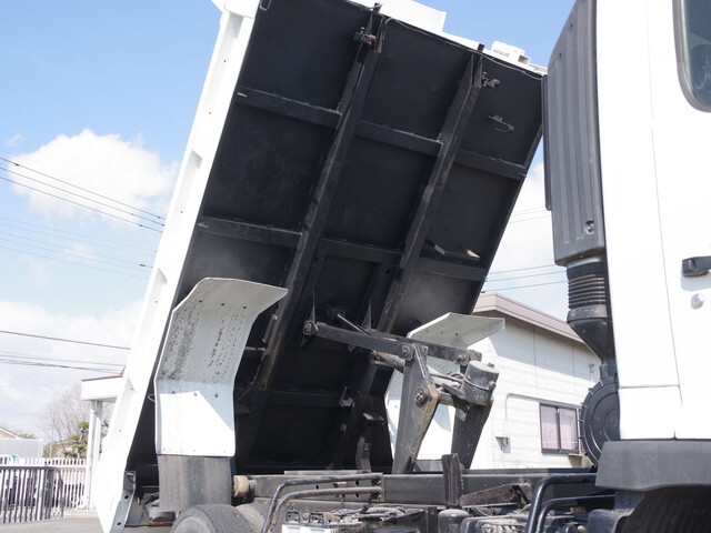 日野レンジャーダンプ中型（4t）[写真11]