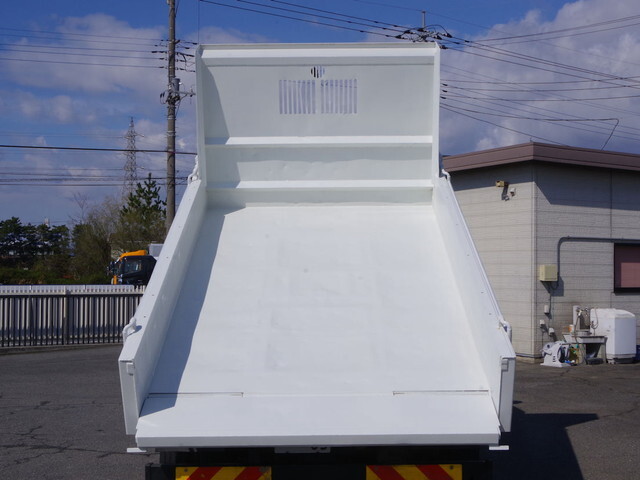 日野レンジャーダンプ中型（4t）[写真05]