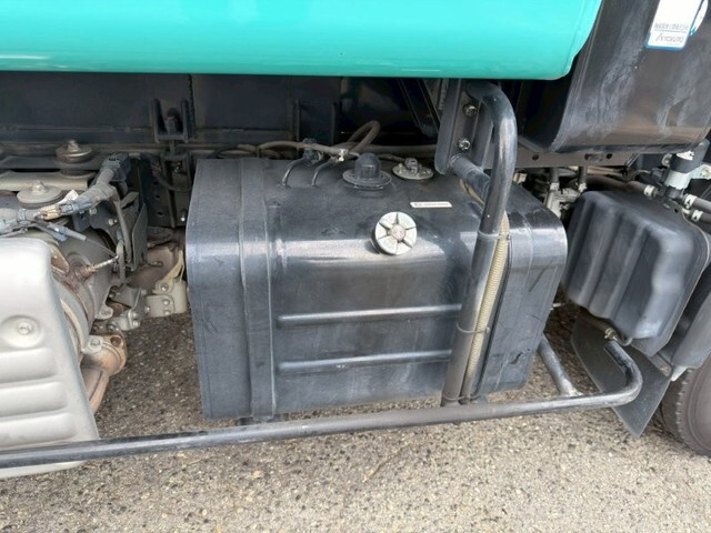 日野デュトロパッカー車（塵芥車）小型（2t・3t）[写真22]