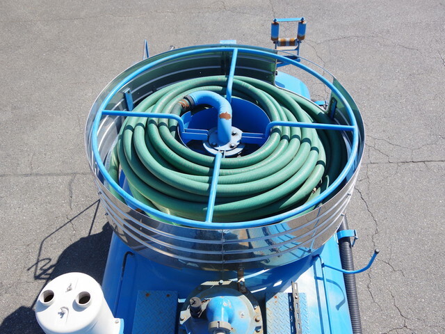 三菱ふそうキャンターバキュームカー小型（2t・3t）[写真14]