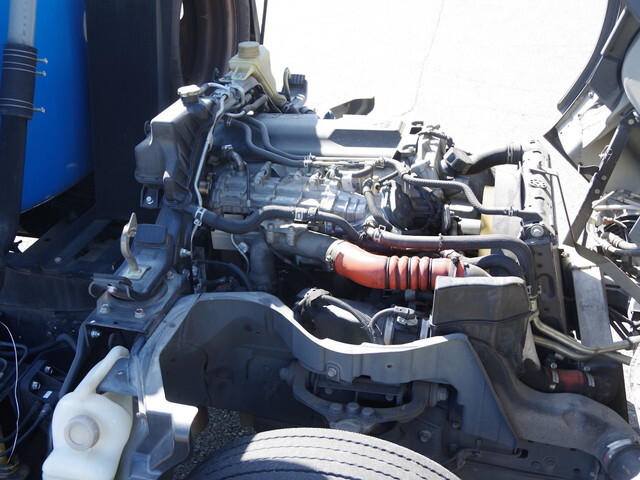 三菱ふそうキャンターバキュームカー小型（2t・3t）[写真21]