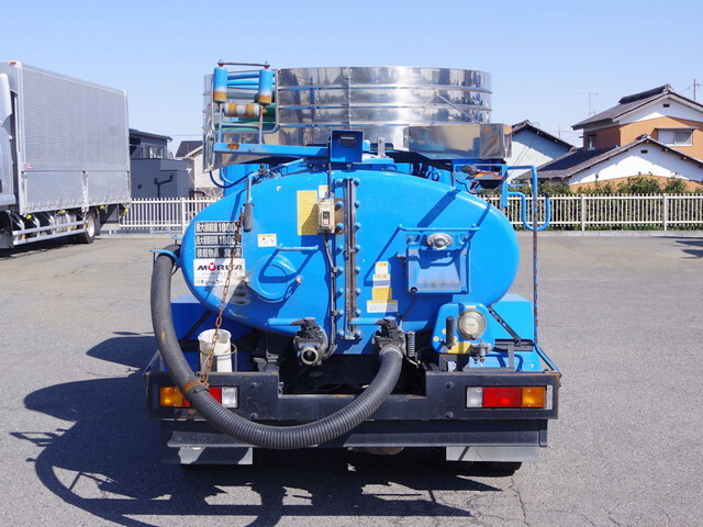 三菱ふそうキャンターバキュームカー小型（2t・3t）[写真08]